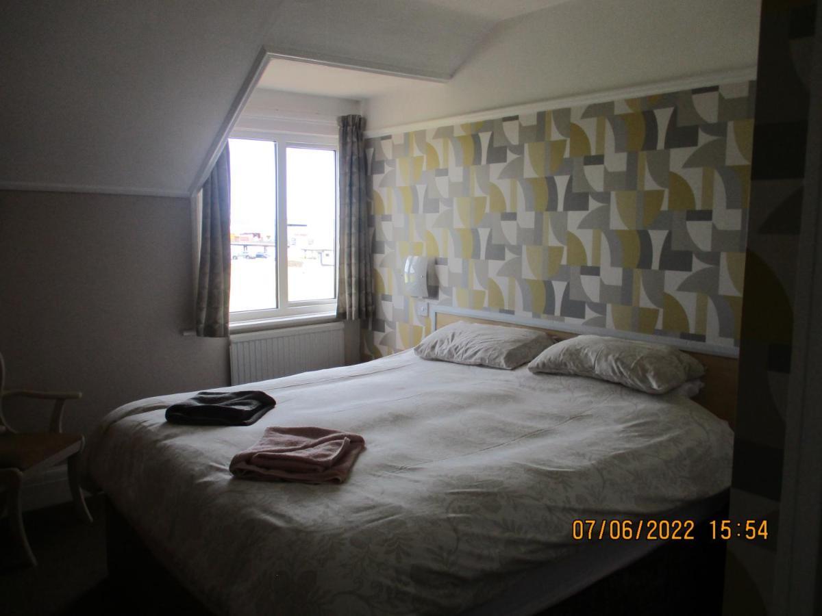 Sefton Lodge Seafront ,Panoramic Sea View Ensuite Balcony Rooms Available, Guest Garden Paignton Exterior foto